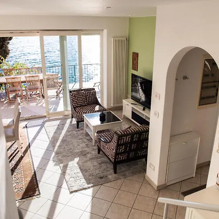 Maison Selva - Vinessa Beachfront Retreat Villa
